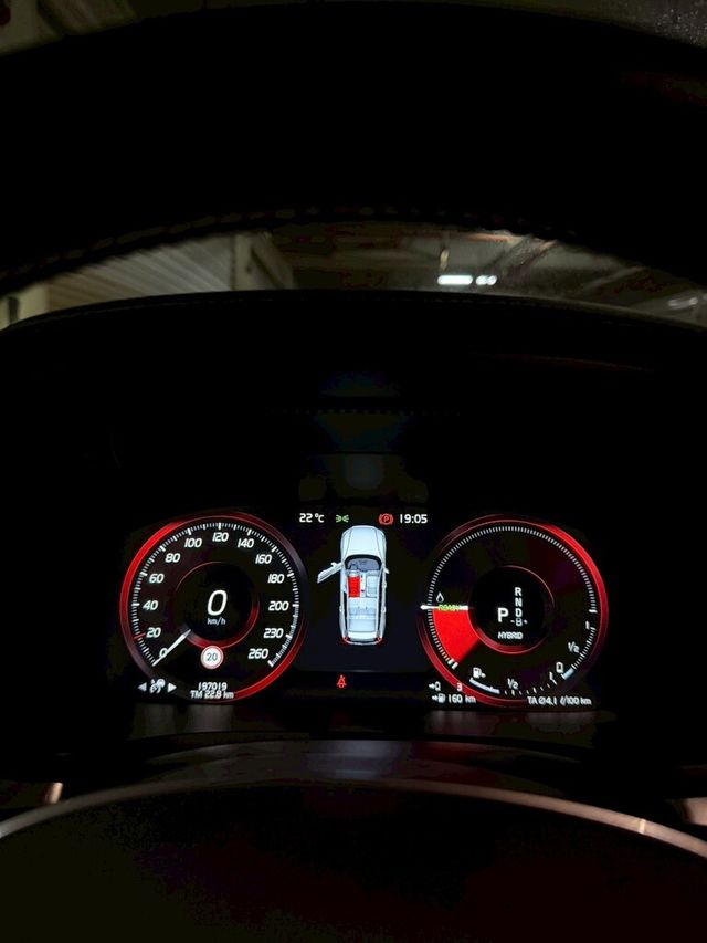 VOLVO富豪 V60  第13張相片