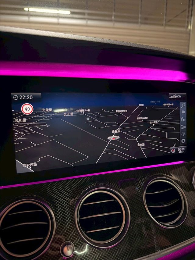 M-BENZ賓士 E43 AMG  第10張相片