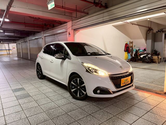 PEUGEOT寶獅 208  第1張相片
