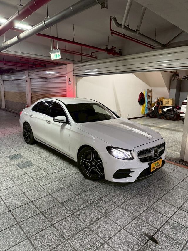 M-BENZ賓士 E220D  第2張相片