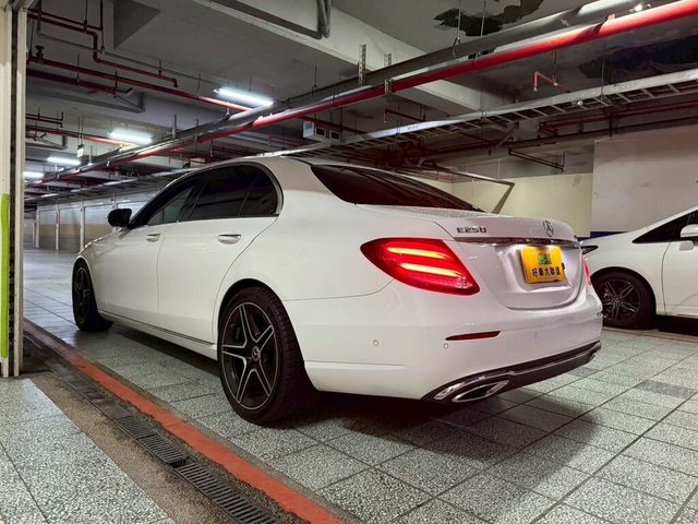 M-BENZ賓士 E220D  第5張相片