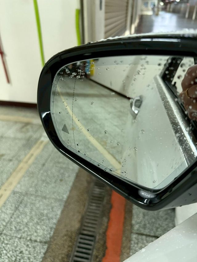 M-BENZ賓士 E220D  第10張相片