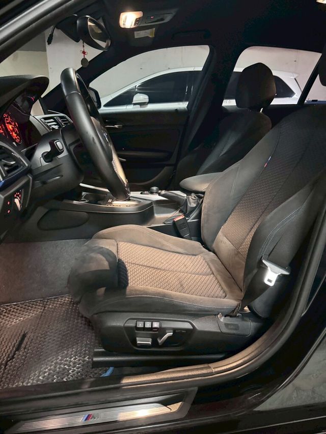 BMW寶馬 120I  第7張相片