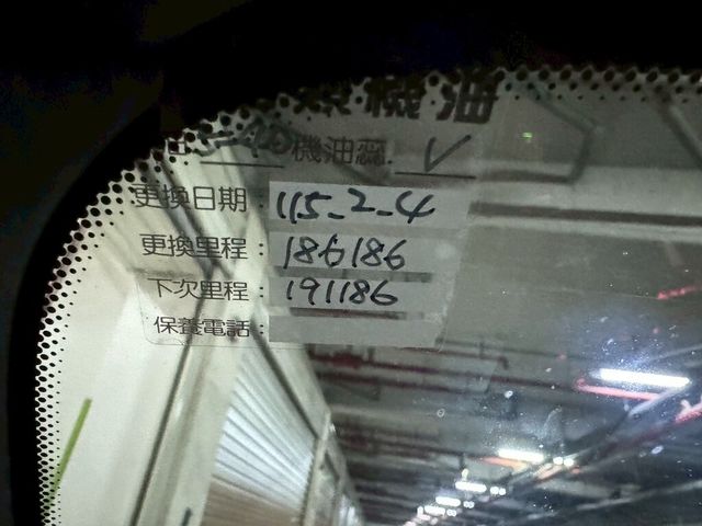 BMW寶馬 120I  第12張相片