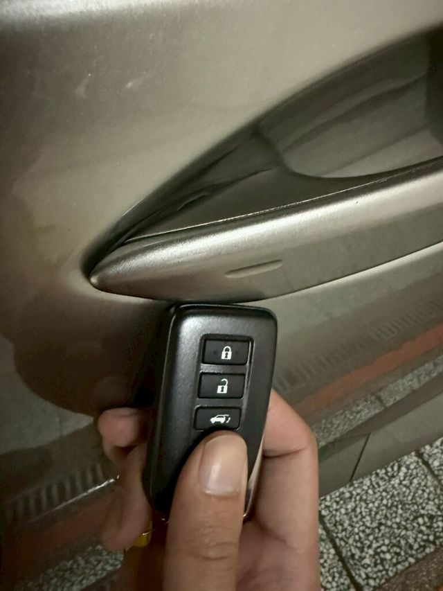 LEXUS凌志 NX200T  第6張相片