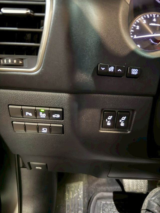 LEXUS凌志 NX200T  第13張相片