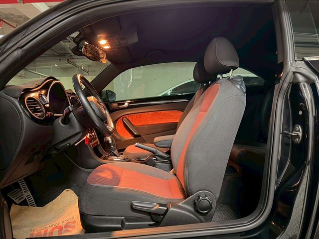 VOLKSWAGEN福斯 BEETLE  第6張相片