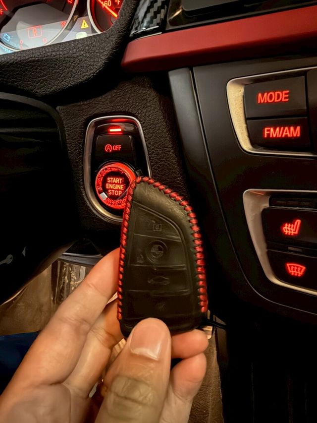 BMW寶馬 328I  第7張相片