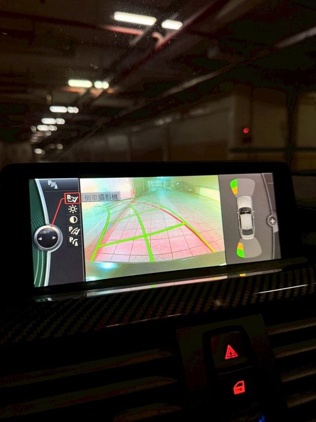 BMW寶馬 328I  第8張相片