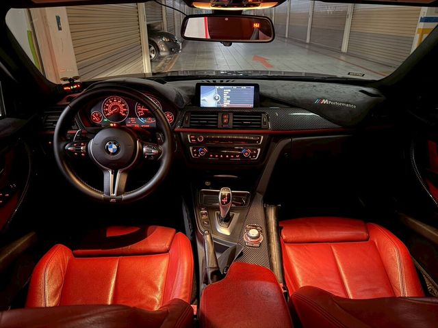 BMW寶馬 328I  第14張相片