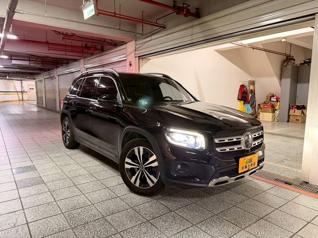 M-BENZ賓士 GLA200  第1張相片
