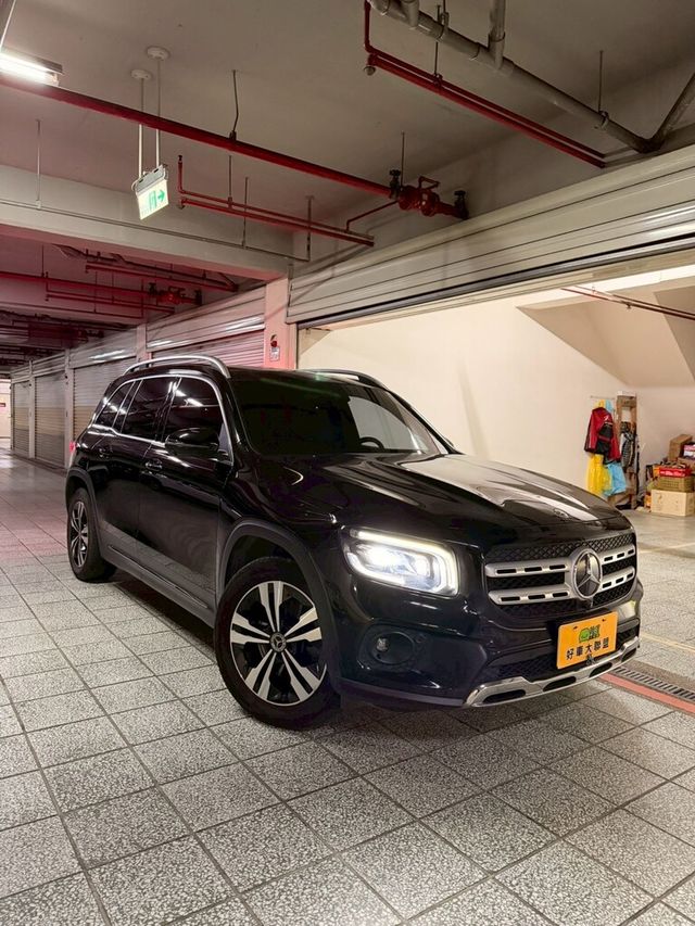 M-BENZ賓士 GLA200  第2張相片