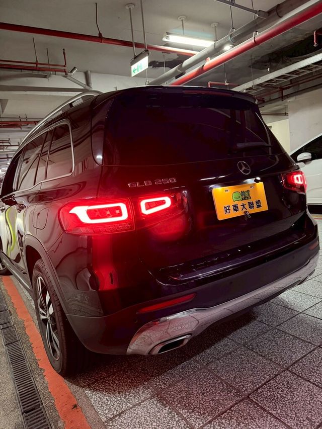 M-BENZ賓士 GLA200  第4張相片