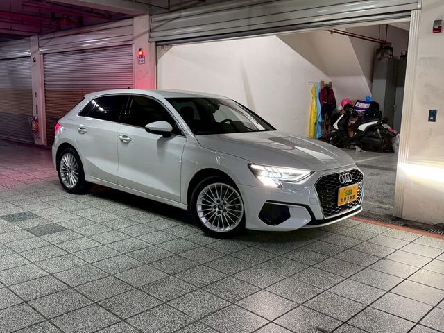 AUDI奧迪 A3 SPORTBACK  第1張相片
