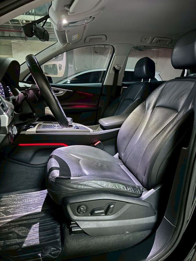 AUDI奧迪 Q7  第6張相片