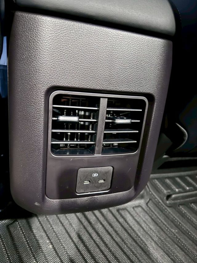 LUXGEN納智捷 N7  第15張相片