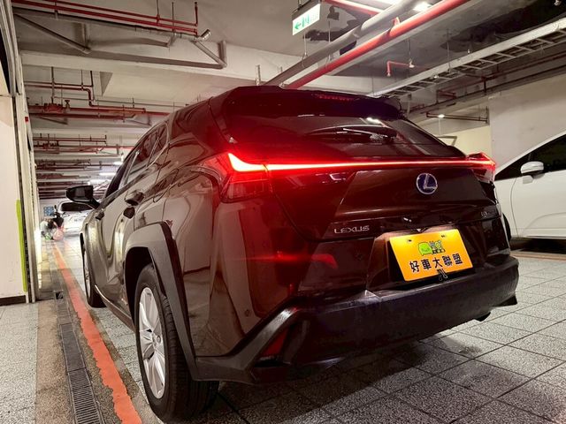 LEXUS凌志 UX250H  第5張相片