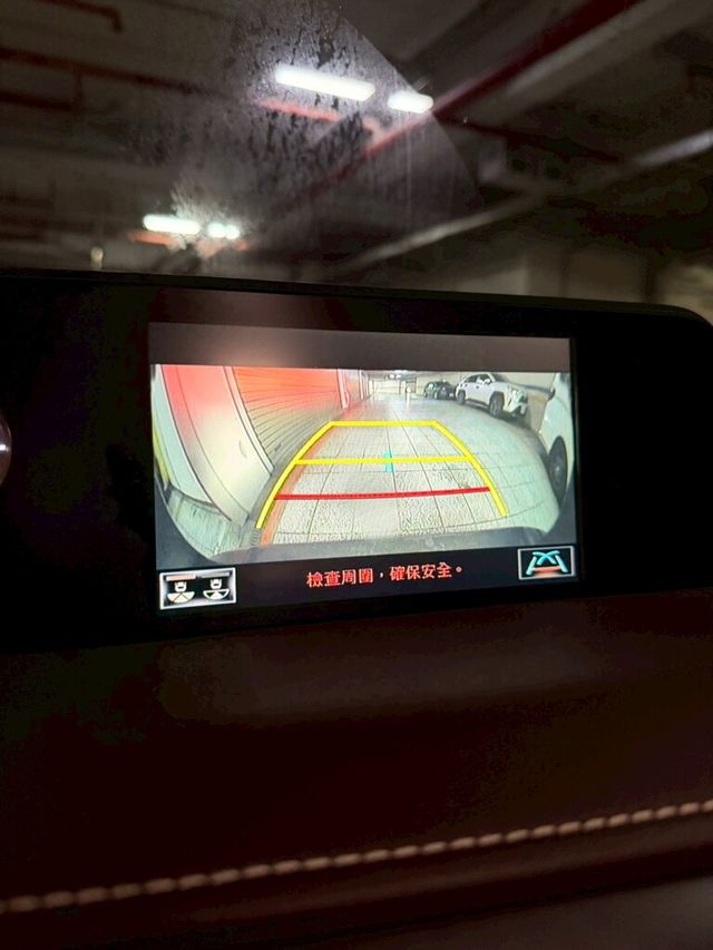 LEXUS凌志 UX250H  第13張相片