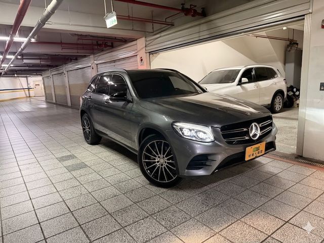 M-BENZ賓士 GLC300  第1張相片