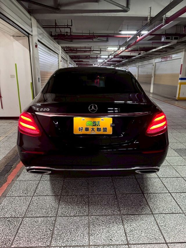 M-BENZ賓士 E220D  第4張相片
