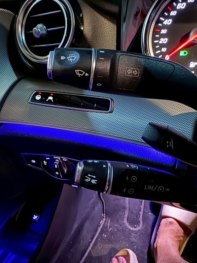 M-BENZ賓士 E220D  第10張相片