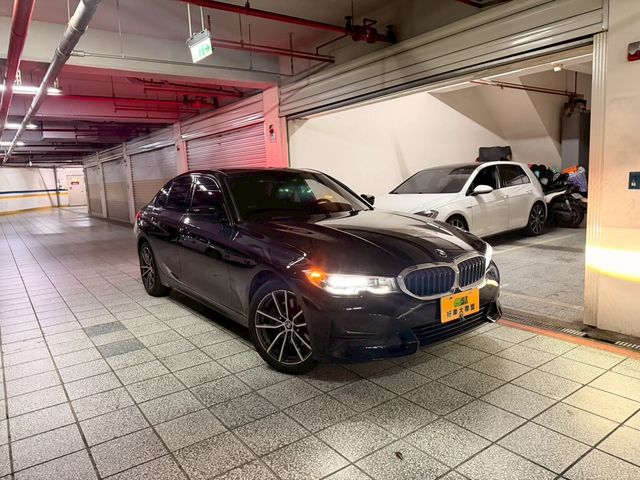 BMW寶馬 330I  第1張相片