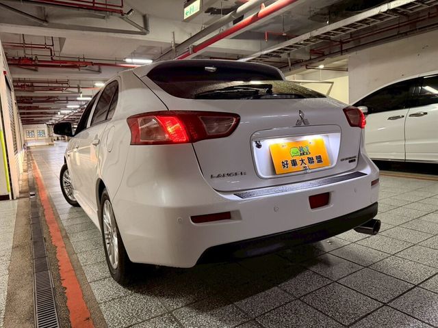 MITSUBISHI三菱 LANCER SPORTBACK  第5張相片