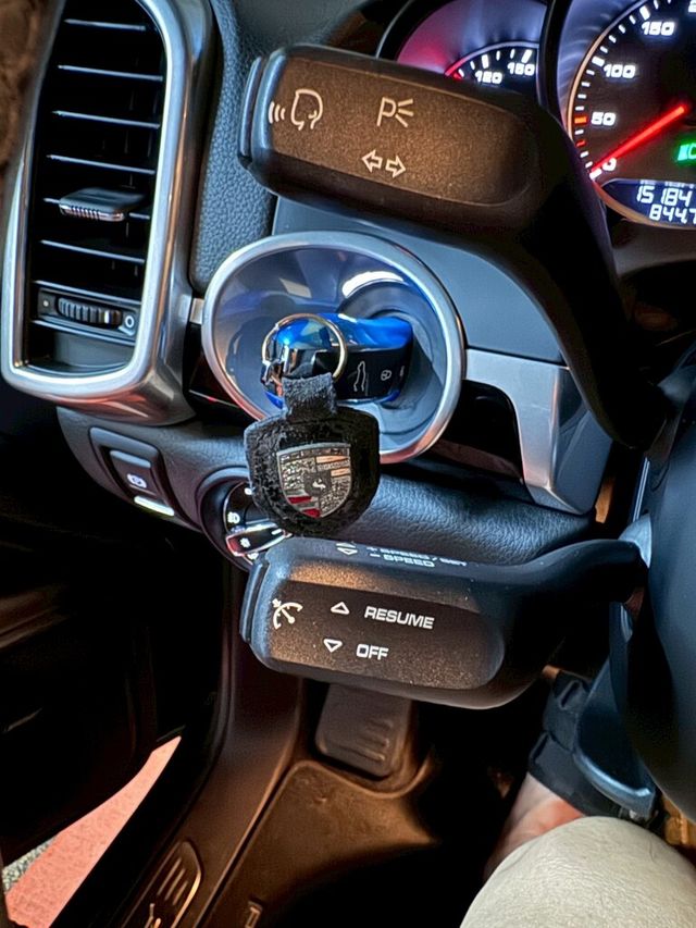 PORSCHE保時捷 CAYENNE  第13張相片