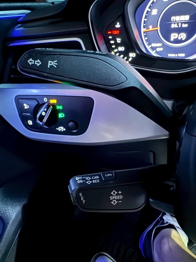 AUDI奧迪 A4 AVANT  第13張相片
