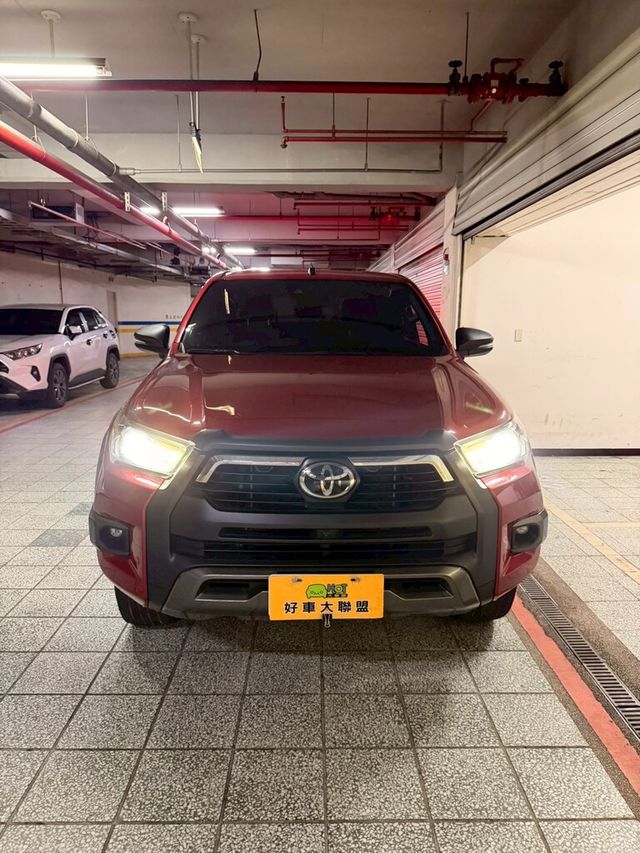 TOYOTA豐田 HILUX  第3張相片