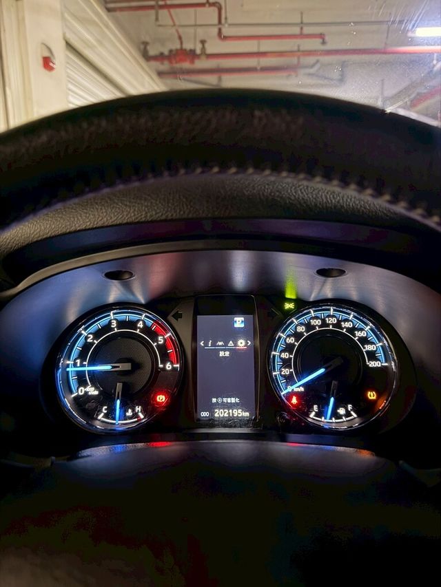 TOYOTA豐田 HILUX  第10張相片
