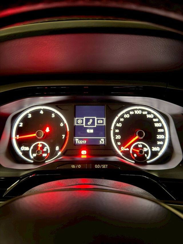 VOLKSWAGEN福斯 POLO  第11張相片