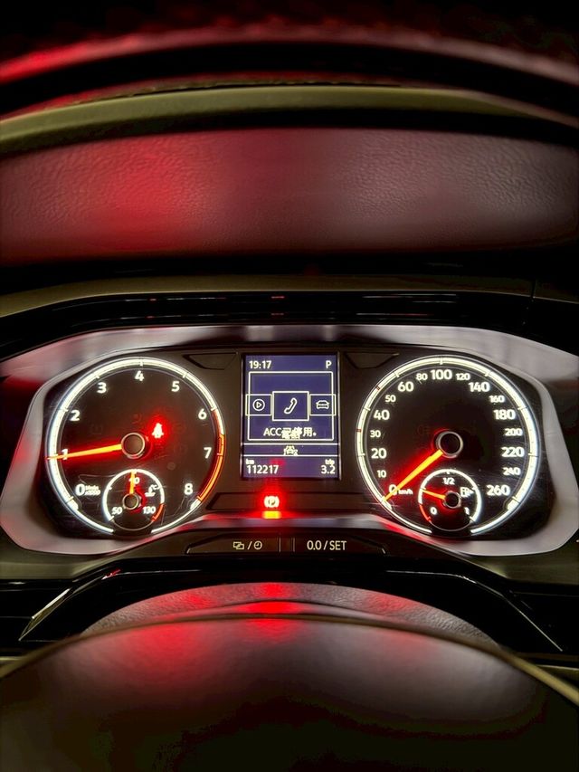 VOLKSWAGEN福斯 POLO  第12張相片