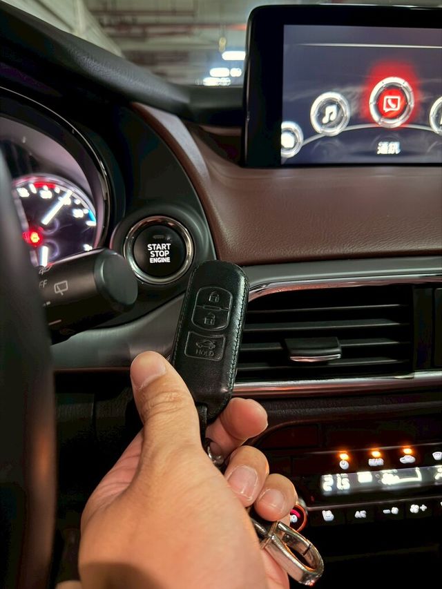 MAZDA馬自達 CX-9  第10張相片
