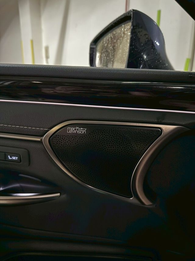 LEXUS凌志 ES300H  第11張相片