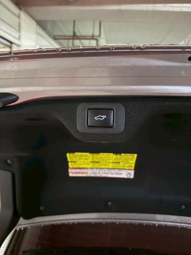 LEXUS凌志 ES300H  第17張相片