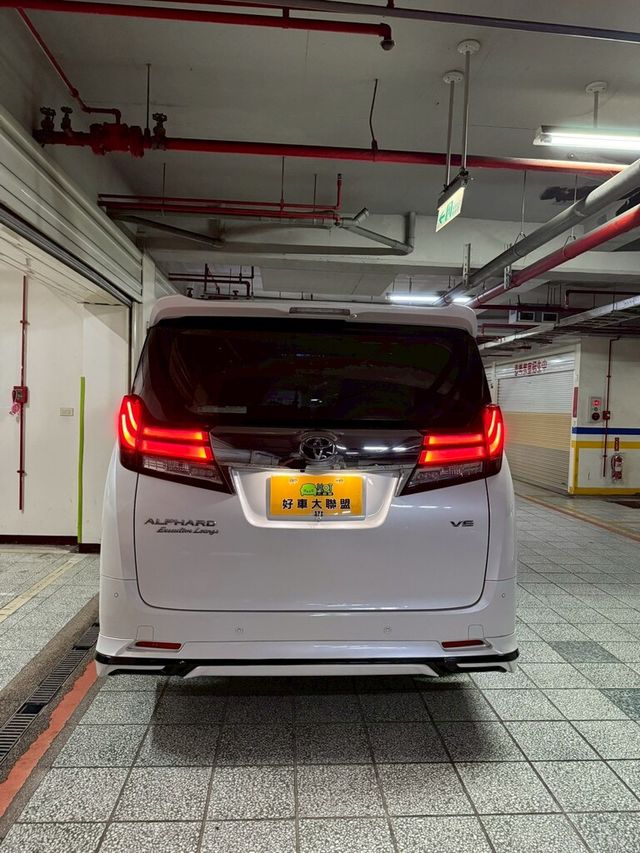 TOYOTA豐田 ALPHARD  第4張相片