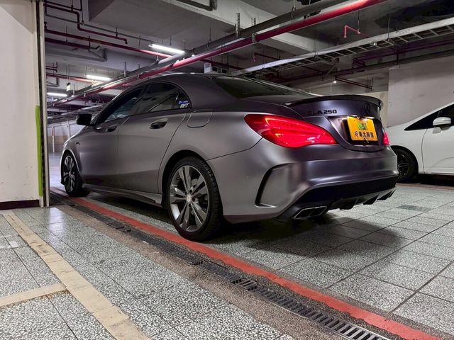 M-BENZ賓士 CLA200  第5張相片