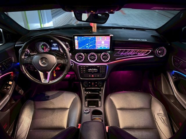 M-BENZ賓士 CLA200  第6張相片