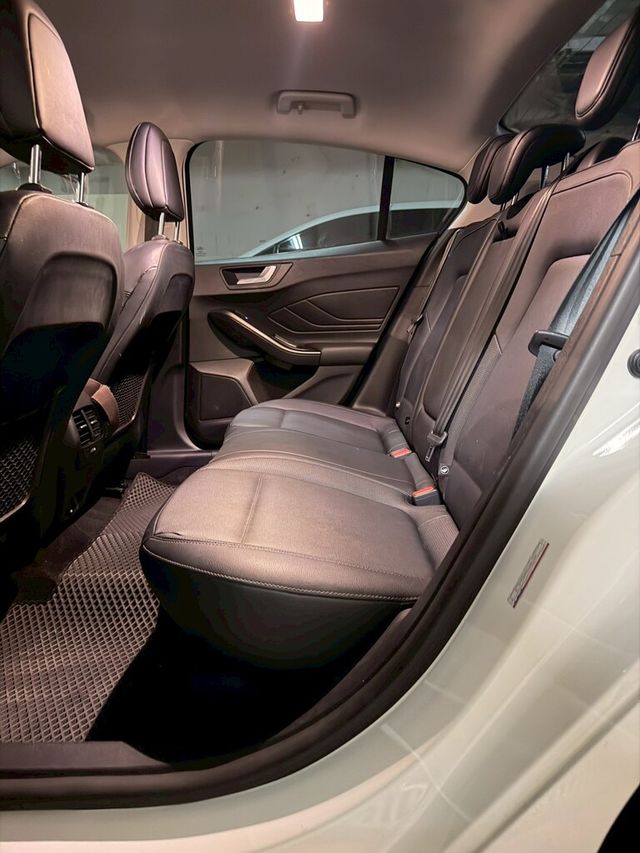 FORD福特 FOCUS  第9張相片