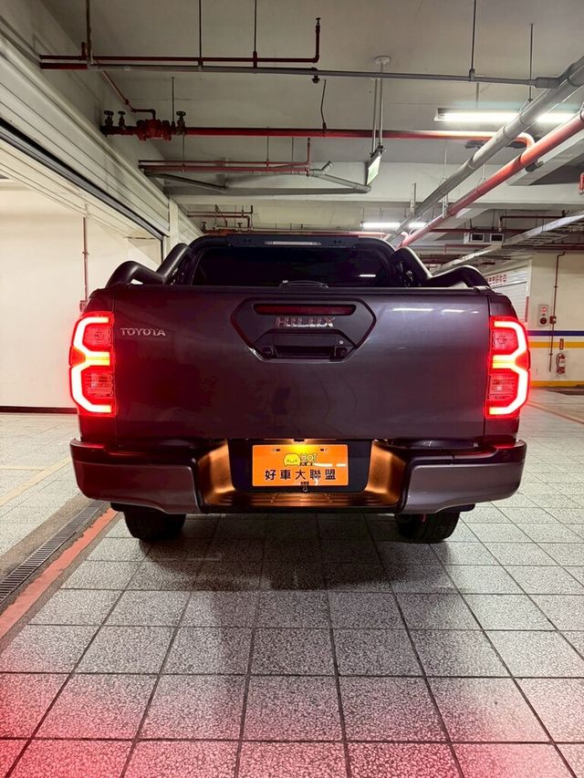 TOYOTA豐田 HILUX  第4張相片