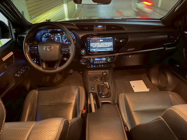 TOYOTA豐田 HILUX  第8張相片