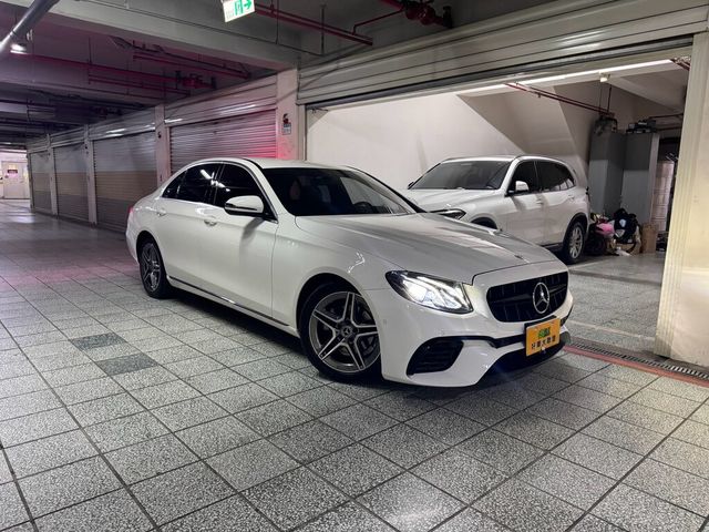 M-BENZ賓士 E220D  第1張相片