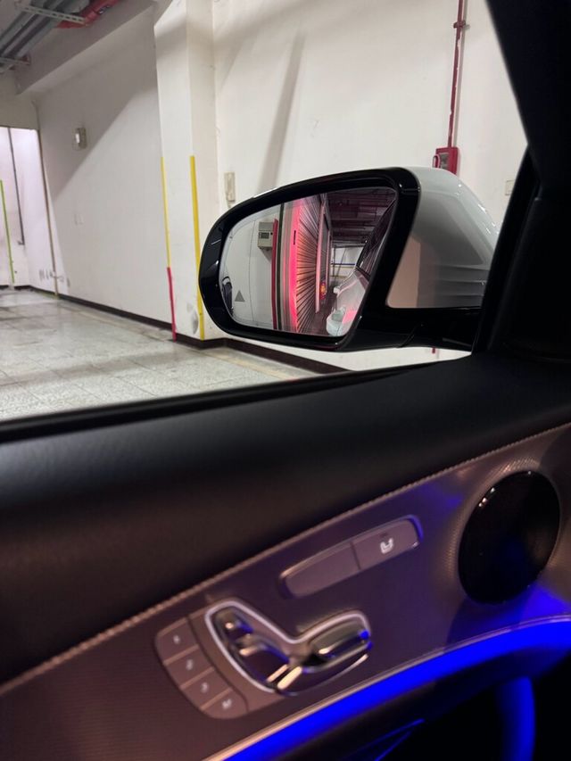 M-BENZ賓士 E220D  第13張相片