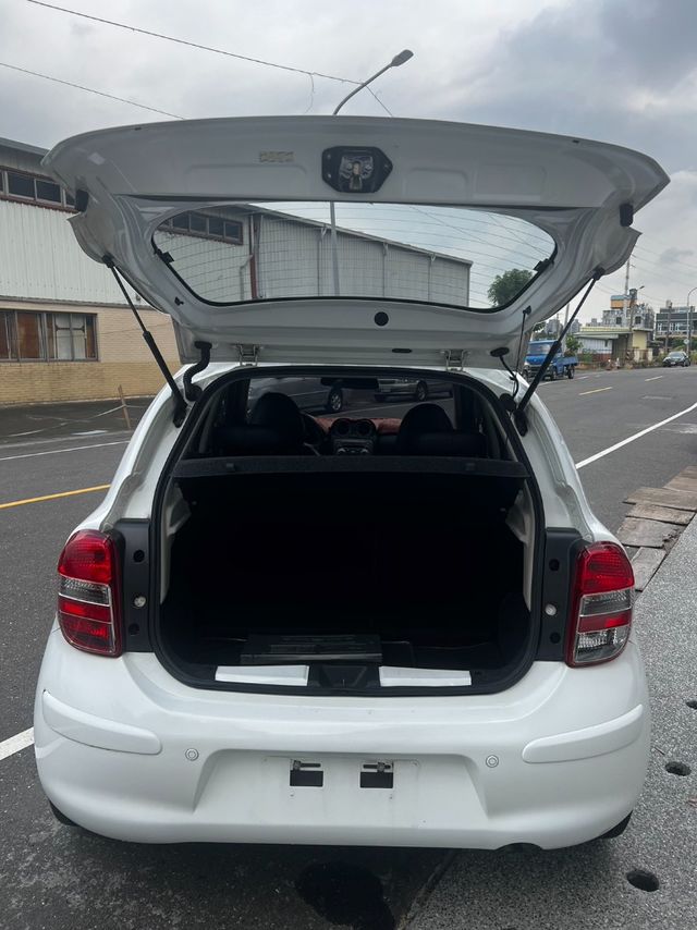 NISSAN日產 MARCH  第8張相片