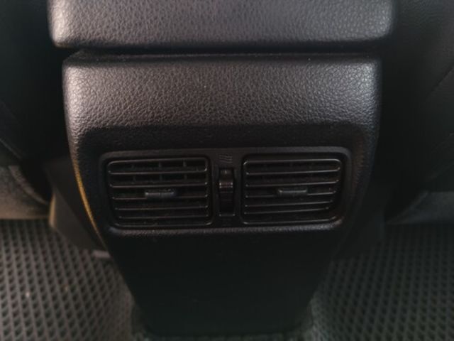 NISSAN日產 TIIDA  第11張相片