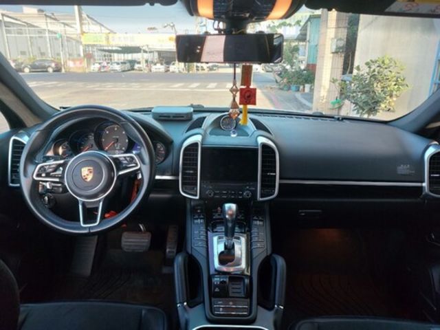 PORSCHE保時捷 CAYENNE  第5張相片