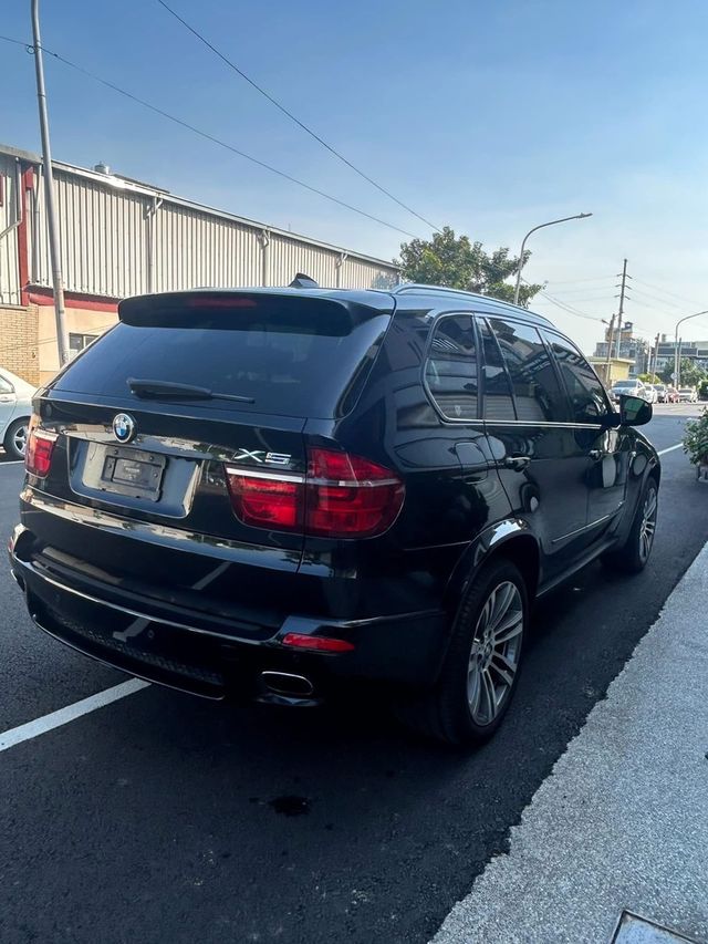BMW寶馬 X5 XDRIVE35I  第2張相片
