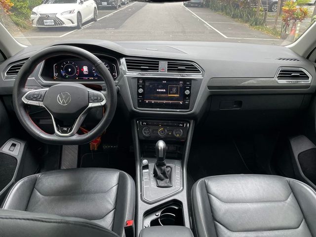 VOLKSWAGEN福斯 TIGUAN  第9張相片