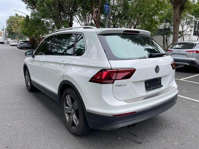 VOLKSWAGEN福斯 TIGUAN  第15張相片